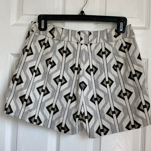 Sass & Bide geometric pattern white shorts - Picture 9 of 11